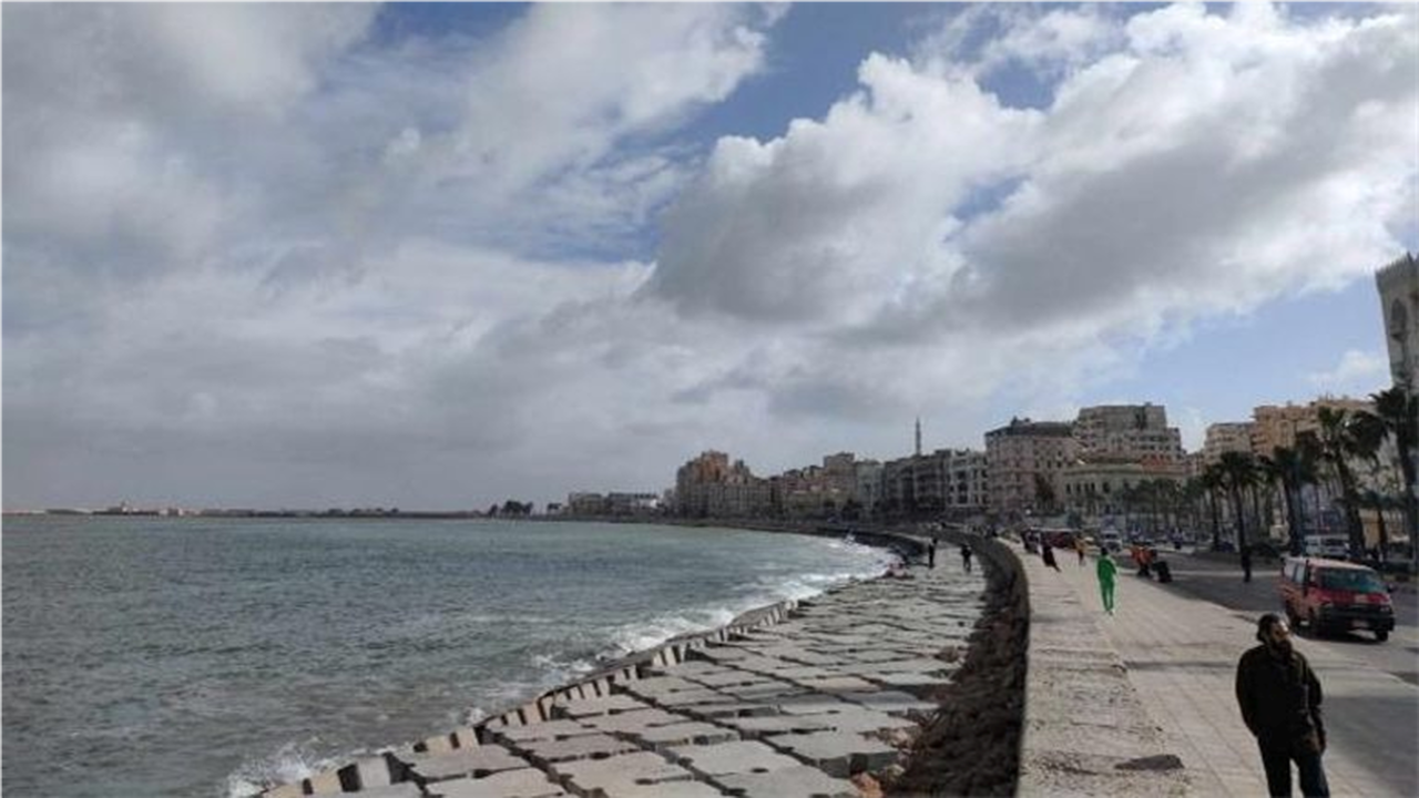 تقلبات حادة.. طقس الإسكندرية يشهد اضطرابات جوية مرتقبة خلال الساعات المقبلة